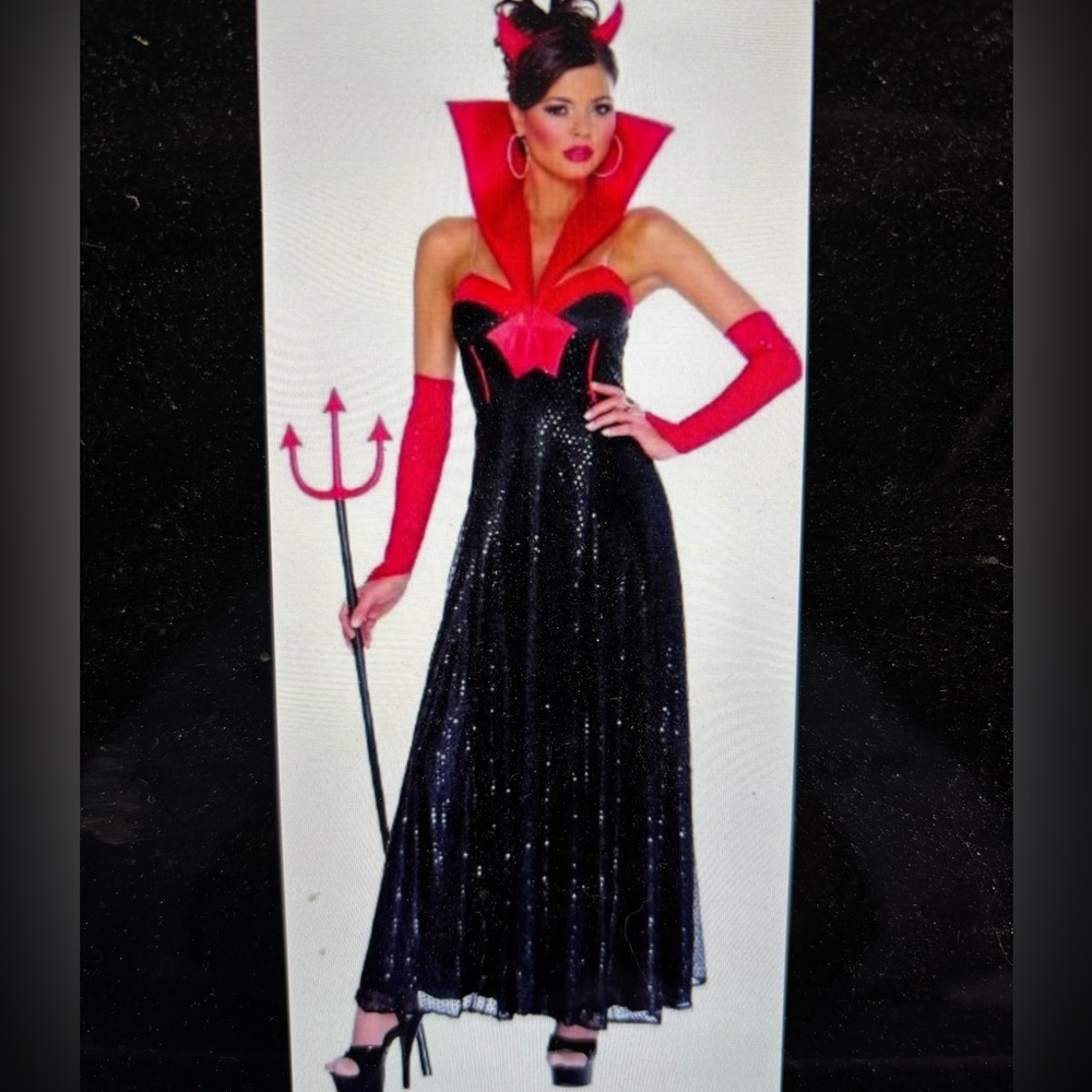 Franco Costume Culture 
Hollywood Devil 
Small 4-6